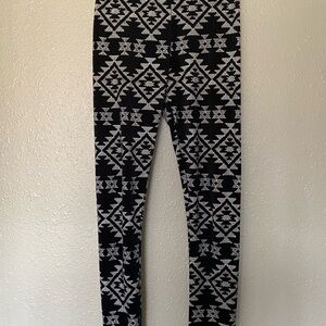 Kids Black and White Patterned Leggings